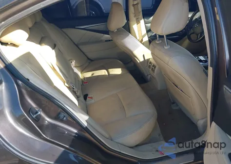 2015 Infiniti Q50 Premium z USA, uszkodzony, nr VIN JN1BV7AP8FM354075